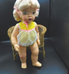 16 INCH TERRI LEE 50TH ANNIVERSARY 1999 WHITE HAIR DOLL IN BOX, COA